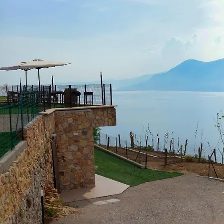 مكان تخييم Le Terrazze Sul Garda Relais *