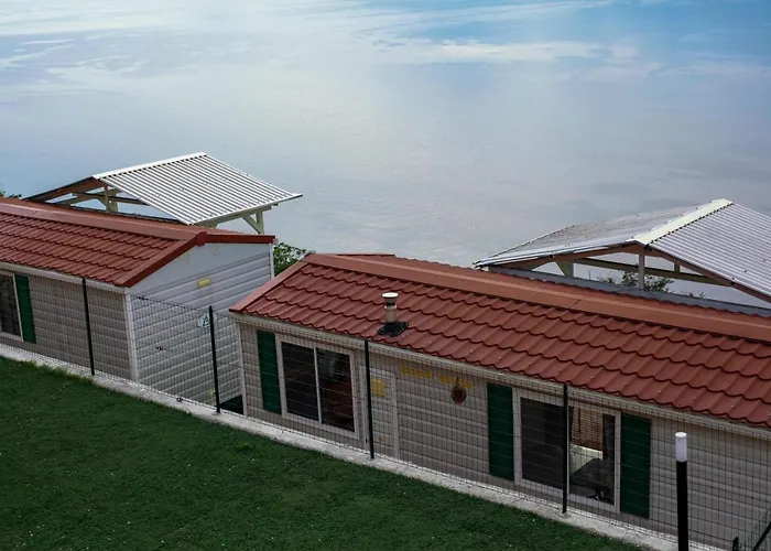 Le Terrazze Sul Garda Relais Campeggio *