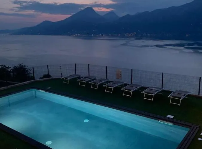 Le Terrazze Sul Garda Relais Campeggio *