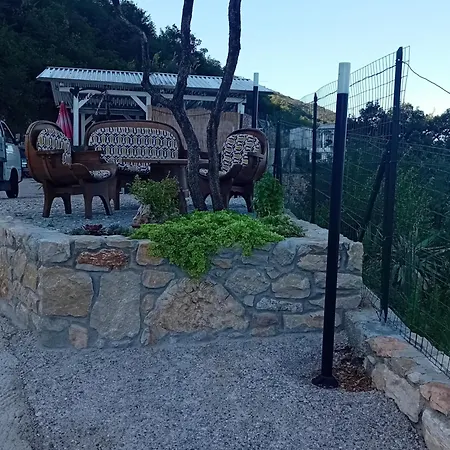 Le Terrazze Sul Garda Relais Campingplatz Biaza